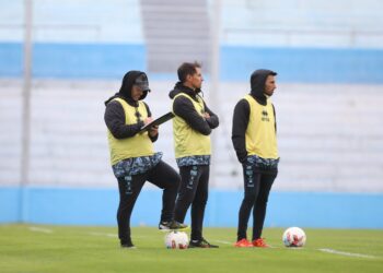 Enfrentan a los mendocinos