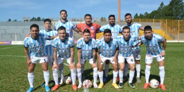 Racing perdió el invicto