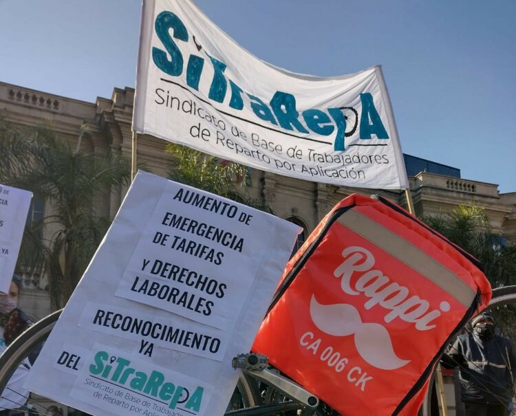 Repartidores de apps reclaman que se reconozca su sindicato