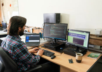 Una pyme cordobesa exporta sistemas de mantenimiento 4.0 al mercado europeo y asiático