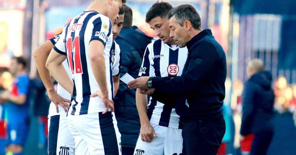 Busca definir el equipo
