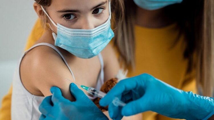 Realizarán otra edición de la iniciativa sanitaria "La Noche de las Vacunas"