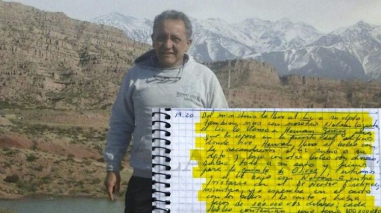 El tribunal a cargo del caso volvió a rechazar el pedido de un juez para entregar los originales de Oscar Centeno