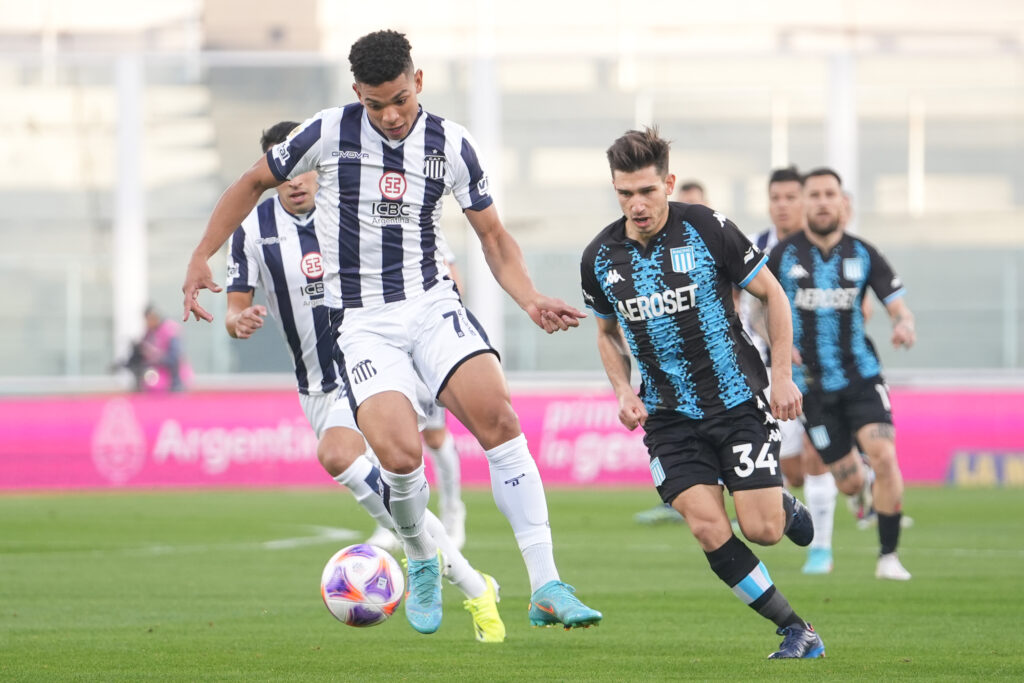 Talleres sigue sin ganar: empató en el Kempes ante Racing