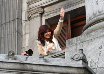 Cristina Fernández apuntó al macrismo en su defensa en la causa por la obra pública