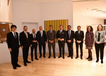 Massa se reunió con embajadores del G7 para «agilizar negocios con esas economías»