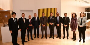 Massa se reunió con embajadores del G7 para «agilizar negocios con esas economías»