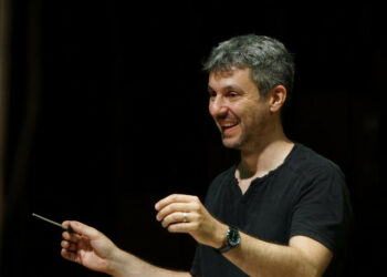 Cantata en el Teatro del Libertador