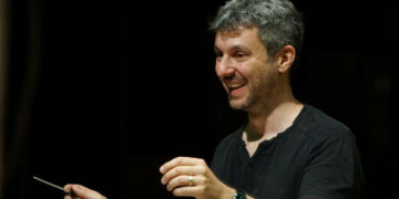 Cantata en el Teatro del Libertador