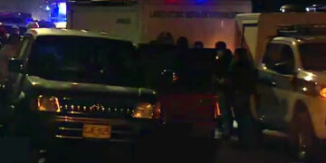 Encuentran cuatro cadáveres embolsados en un auto en Bogotá