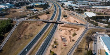 Avanzan las obras viales del distribuidor de tránsito en la zona sur de la Ciudad