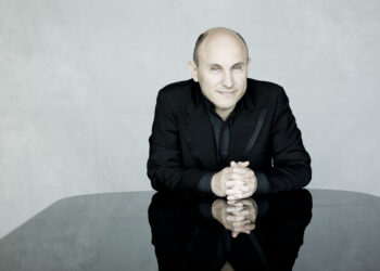 Llega la presentación del libro “La revolución rosa light”