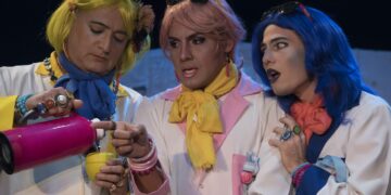 Piezas artísticas en diferentes salas