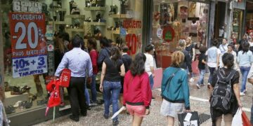 Las ventas minoristas pymes bajaron un 3,5% anual en julio