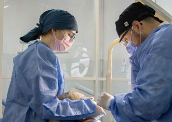 Los dientes y prótesis bucales en mal estado potencian el riesgo de cáncer bucal