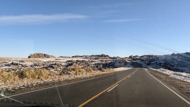 Rehabilitan el camino a las Altas Cumbres que se encontraba interrumpido por nieve