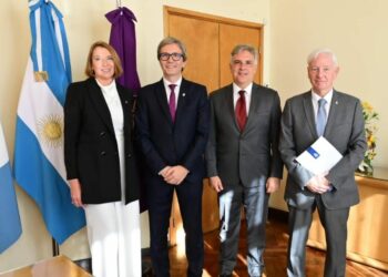 Jhon Boretto asumió como nuevo rector de la Universidad Nacional de Córdoba