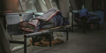 Un informe reveló cómo se vive la situación de calle en Córdoba: 40 personas duermen a la intemperie
