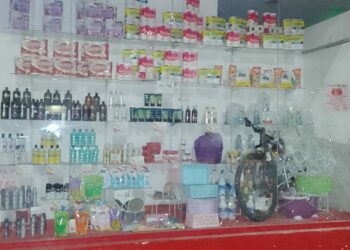 Dos menores aprehendidos por dañar una vidriera en barrio San Vicente