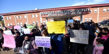 Convocan a una marcha de antorchas este jueves frente al Neonatal