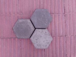 Tres proyectos transforman escombros en materiales reciclados en la ciudad