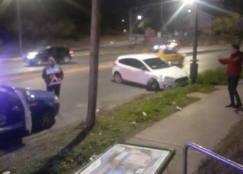 Impresionante accidente en la avenida Rafael Núñez: no hubo heridos