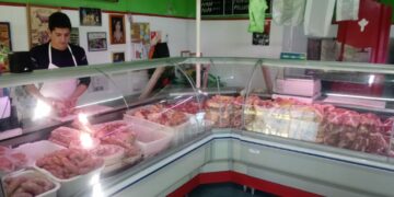 El precio de la carne no subió en julio, y mantiene un retraso de más de 10 puntos