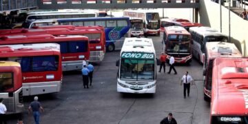 Aoita suspendió el paro y hoy funcionarán los interurbanos