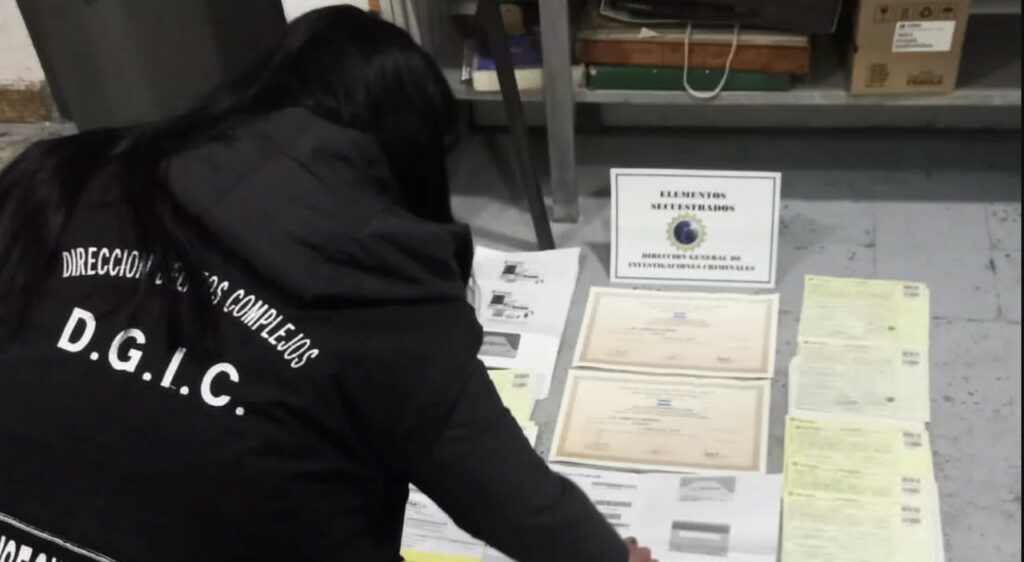 Un farmacéutico fue detenido por estafar a Apross