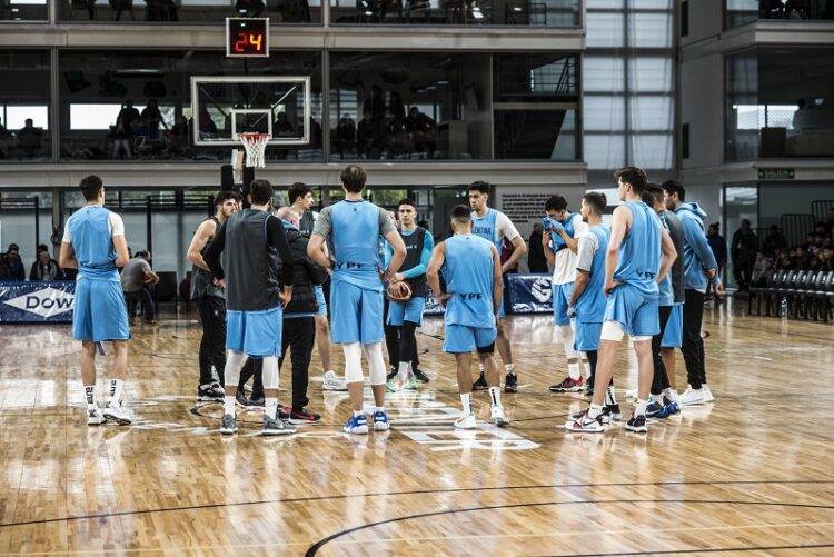 Argentina se entrenó en Bahía Blanca