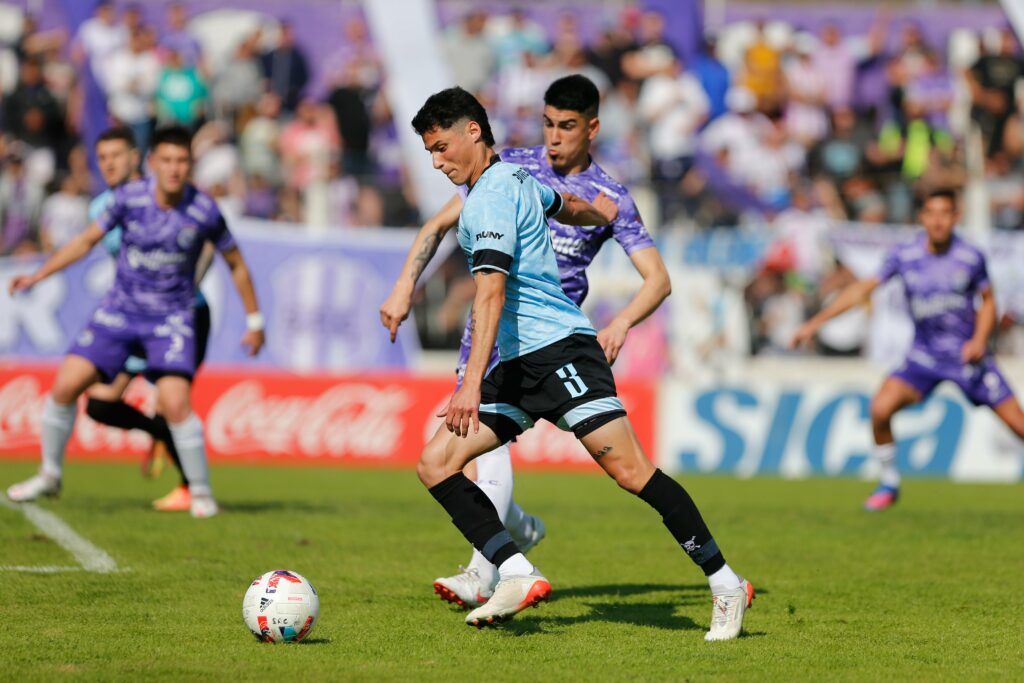 En un duro partido, Belgrano empató ante Sacachispa