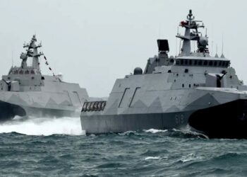 Buques de EE.UU. en Taiwán alertan a China