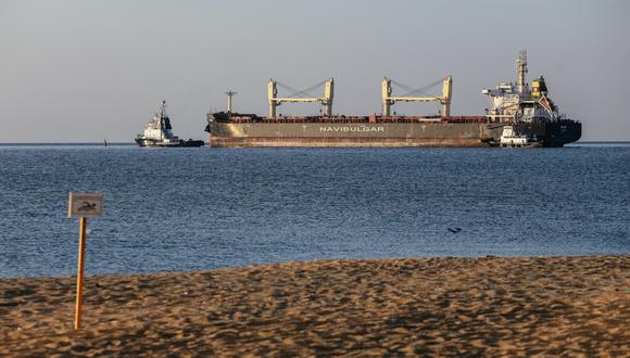 Nuevos buques cargados de cereal zarparon de Ucrania