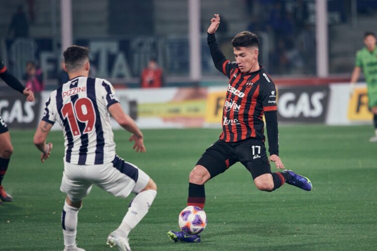 Talleres igualó ante Patronato en un partido lleno de goles