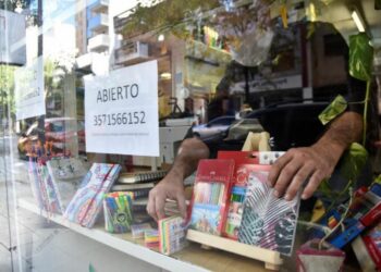 Cae la actividad comercial en Córdoba: registran una baja del 2,8% en las ventas minoristas