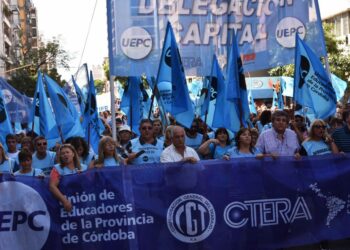 Los docentes hacen un paro contra la criminalización de la protesta social