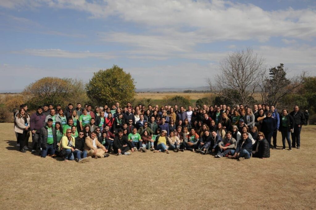 Con más de 200 asistentes, finalizó la Caravana Cívica