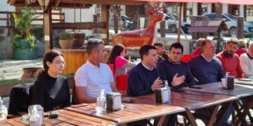 De Loredo criticó los “ataques” del kirchnerismo a la justicia