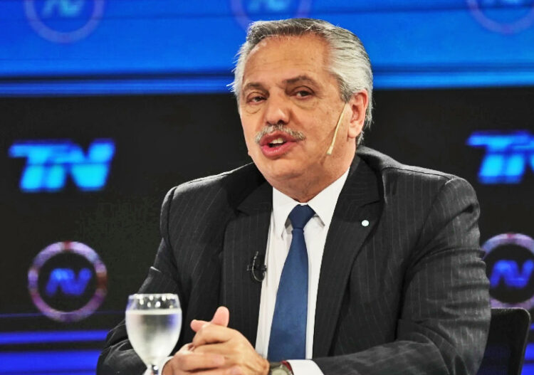 Fernández se reunió ayer con el canciller indio para analizar la inclusión en los Brics.