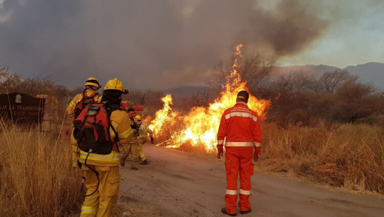 Controlaron tres focos de incendio el fin de semana