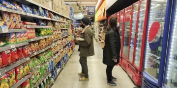 Advierten que la inflación de agosto superará otra vez el 6%