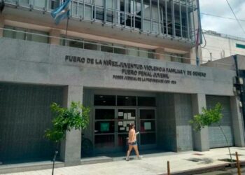 Absolvieron a un joven porque comenzó a trabajar y a estudiar