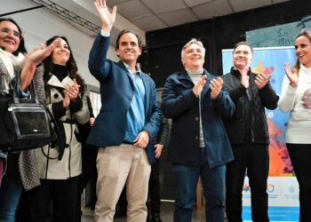 Llaryora y Llamosas alimentan la idea de una fórmula conjunta