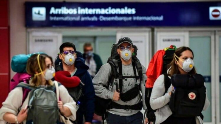 Carignano anunció que ya no se requerirá la declaración jurada para salir o ingresar a Argentina