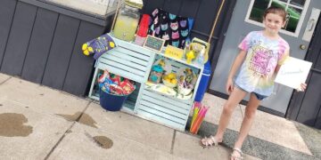 La Policía le clausuró a una nena de 8 años su puesto de limonada porque no tenía licencia