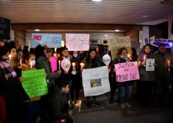 Una detenida y tres imputados en la causa por la muerte de bebés en el Neonatal