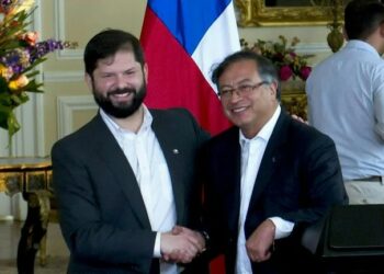 Petro retoma la idea de una moneda regional