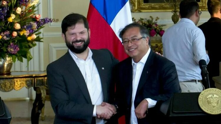 Petro retoma la idea de una moneda regional