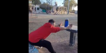 Una plaza cordobesa se convirtió en meme por su disparatada infraestructura