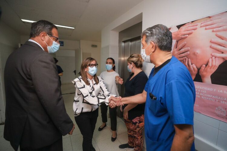 Exigen que Barbás se presente en la Unicameral por las muertes en el Neonatal